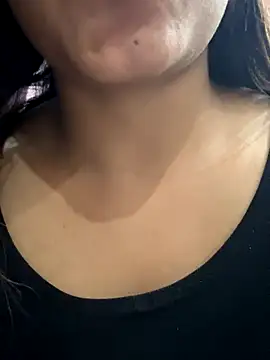 Angel-pune001 online show from November 2025 04:18:02 PM