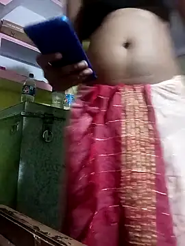 Snapshot of Soni_baby8 chatting on November 2025 06:31:01 PM Soni baby8 online show from November 2025 06:31:01 PM