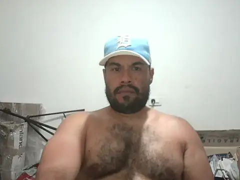 Snapshot of Ramses_36 chatting on April 2026 02:42:01 AM Ramses 36 online show from April 2026 02:42:01 AM