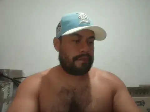 Snapshot of Ramses_36 chatting on April 2026 01:49:01 AM Ramses 36 online show from April 2026 01:49:01 AM