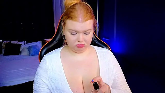 Snapshot of AriettaHeart chatting on March 2026 11:02:01 AM AriettaHeart online show from March 2026 11:02:01 AM