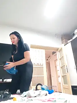 Snapshot of SugarDiamonds chatting on November 2025 07:53:01 AM SugarDiamonds online show from November 2025 07:53:01 AM