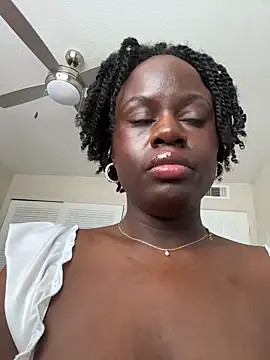 ladiosa selene online show from February 2026 09:43:01 PM