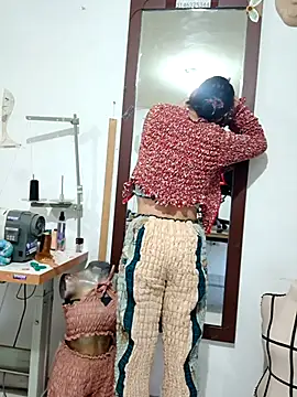 PaulinaLondra2 online show from December 2025 12:43:02 PM