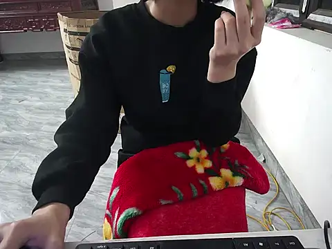 ---Lusi03--- online show from February 2026 03:52:01 PM