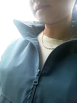 Snapshot of buom-xinh chatting on November 2025 01:27:01 AM buom-xinh online show from November 2025 01:27:01 AM