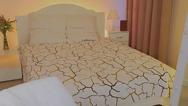 Snapshot of WICKEDEMBER chatting on March 2026 01:53:02 AM WICKEDEMBER online show from March 2026 01:53:02 AM