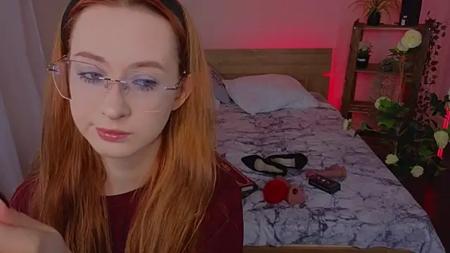 Snapshot of WICKEDEMBER chatting on April 2026 02:17:02 AM WICKEDEMBER online show from April 2026 02:17:02 AM