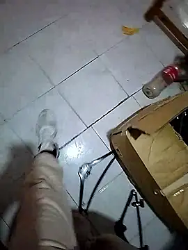 Exquisito423 online show from December 2025 08:15:02 PM