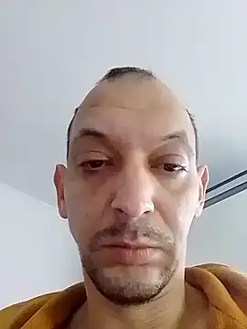 Yraaaar online show from November 2025 06:14:01 AM