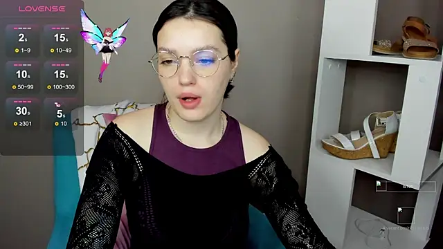 Karina Kellyy online show from November 2025 02:50:01 AM