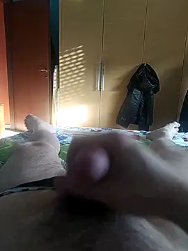 Snapshot of Cini75 chatting on April 2026 06:36:02 AM Cini75 online show from April 2026 06:36:02 AM