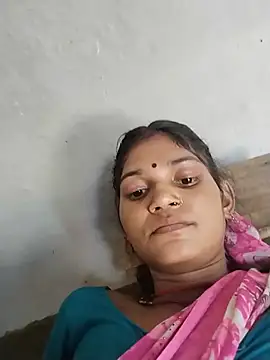 Snapshot of Jooli_cuty chatting on July 2026 03:35:02 AM Jooli cuty online show from July 2026 03:35:02 AM