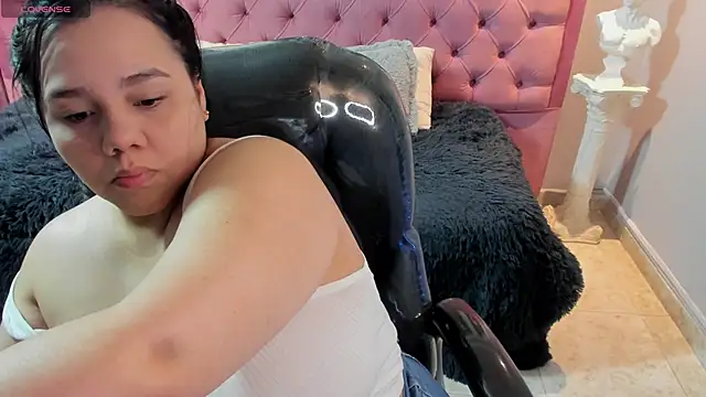 Snapshot of _chelsea_24 chatting on March 2026 07:04:02 AM chelsea 24 online show from March 2026 07:04:02 AM