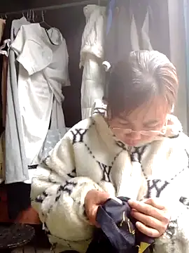 be-yeu online show from November 2025 01:48:01 AM