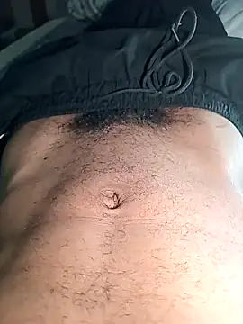 Snapshot of UNCLEZESTYY chatting on November 2025 08:00:01 PM UNCLEZESTYY online show from November 2025 08:00:01 PM