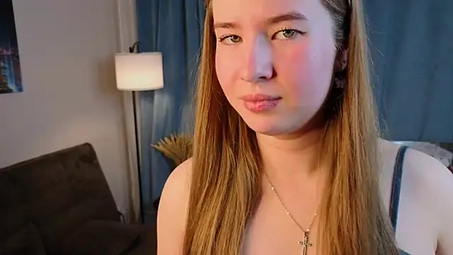 MowasaBritten online show from December 2025 03:18:02 PM