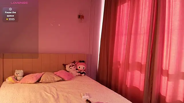 Snapshot of lihnpham chatting on April 2026 03:04:01 AM lihnpham online show from April 2026 03:04:01 AM