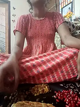 Snapshot of Tamil_White_Rose chatting on March 2026 08:31:01 AM Tamil White Rose online show from March 2026 08:31:01 AM