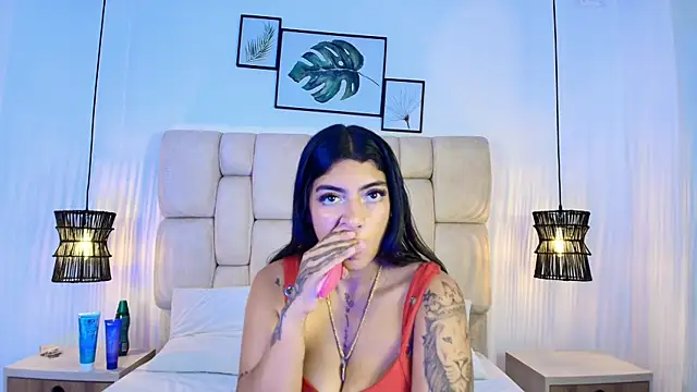 Snapshot of KimberlyFox_t chatting on June 2026 12:43:01 PM KimberlyFox t online show from June 2026 12:43:01 PM
