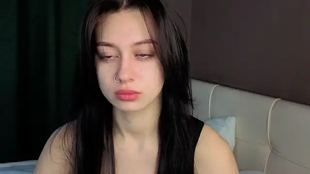 MarvisKuhIo online show from November 2025 05:31:01 AM