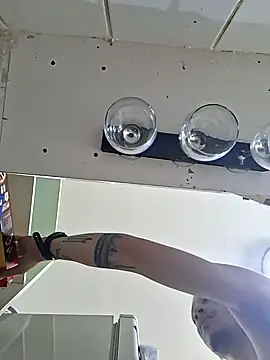 Snapshot of katy699 chatting on November 2025 06:40:02 PM katy699 online show from November 2025 06:40:02 PM