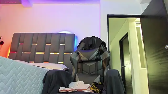 noah corvelle online show from January 2026 02:21:02 PM