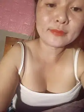 Panda-white online show from November 2025 01:11:02 PM