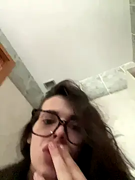 Snapshot of zowi101 chatting on December 2025 09:36:01 AM zowi101 online show from December 2025 09:36:01 AM