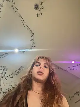 Snapshot of zowi101 chatting on April 2026 05:15:02 PM zowi101 online show from April 2026 05:15:02 PM