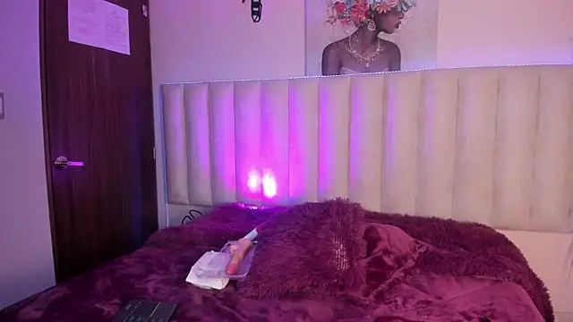 Snapshot of Isabella_Crofts chatting on December 2025 02:51:01 AM Isabella Crofts online show from December 2025 02:51:01 AM