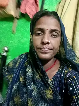 Snapshot of Hotgirl_AD chatting on November 2025 04:00:01 AM Hotgirl AD online show from November 2025 04:00:01 AM