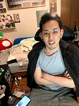 Snapshot of ippei0001 chatting on November 2025 02:16:02 PM ippei0001 online show from November 2025 02:16:02 PM