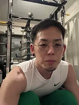 Snapshot of ippei0001 chatting on January 2026 03:50:01 PM ippei0001 online show from January 2026 03:50:01 PM