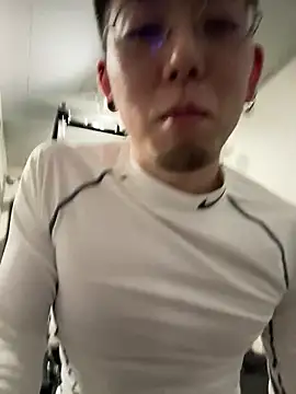 Snapshot of ippei0001 chatting on March 2026 02:22:02 PM ippei0001 online show from March 2026 02:22:02 PM