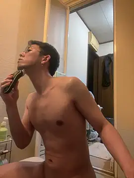 Snapshot of ippei0001 chatting on April 2026 06:24:02 PM ippei0001 online show from April 2026 06:24:02 PM