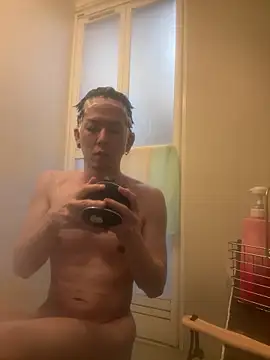 Snapshot of ippei0001 chatting on April 2026 10:53:01 AM ippei0001 online show from April 2026 10:53:01 AM