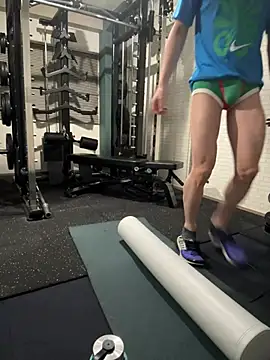 Snapshot of ippei0001 chatting on April 2026 04:52:02 PM ippei0001 online show from April 2026 04:52:02 PM