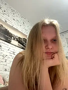 Snapshot of hotgoodgirll chatting on December 2025 04:14:02 PM hotgoodgirll online show from December 2025 04:14:02 PM