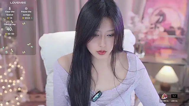 Snapshot of Cherry_lovely chatting on November 2025 12:48:01 PM Cherry lovely online show from November 2025 12:48:01 PM