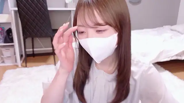 Snapshot of -aotan- chatting on May 2026 01:43:02 PM -aotan- online show from May 2026 01:43:02 PM