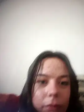 Snapshot of Leacouturierrr chatting on November 2025 01:54:02 PM Leacouturierrr online show from November 2025 01:54:02 PM