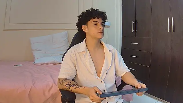 mikei banji online show from December 2025 12:55:02 PM