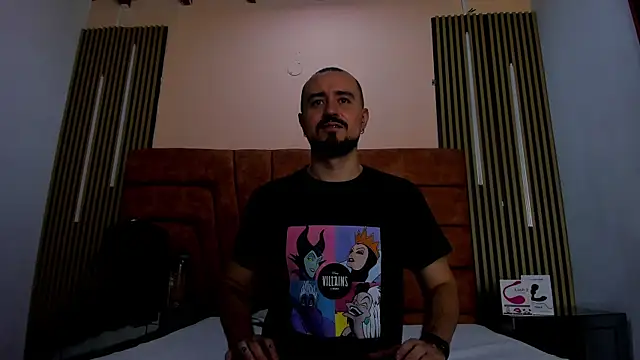 HARRY FLYNN online show from November 2025 12:16:02 PM