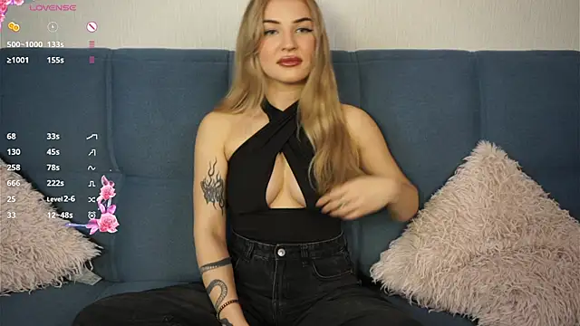 Snapshot of hannah_aura chatting on November 2025 02:06:02 PM hannah aura online show from November 2025 02:06:02 PM