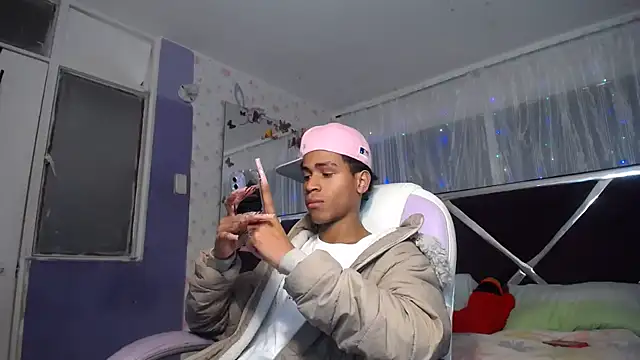 Santy bigcock 01 online show from July 2026 01:39:02 PM