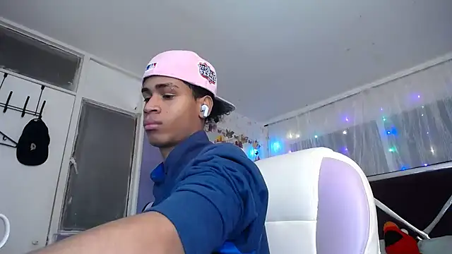 Santy bigcock 01 online show from July 2026 12:42:02 PM