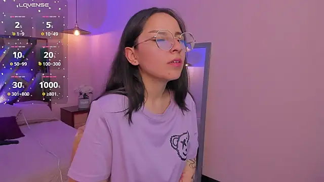 Kittyy patitas suaves online show from December 2025 04:06:01 AM