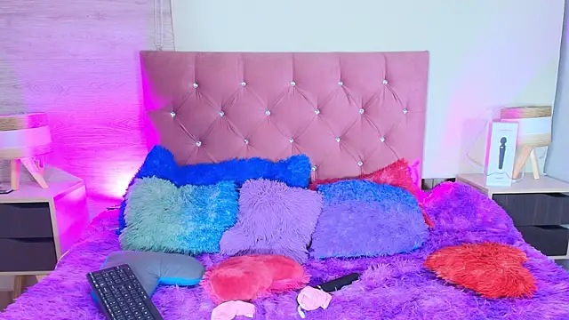 Snapshot of PamelaBoobs chatting on March 2026 08:36:02 PM PamelaBoobs online show from March 2026 08:36:02 PM