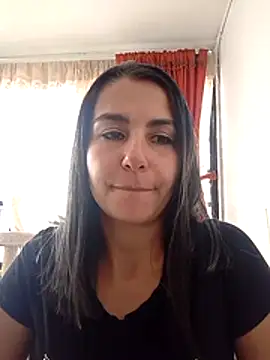 YLITZA online show from November 2025 07:36:02 PM